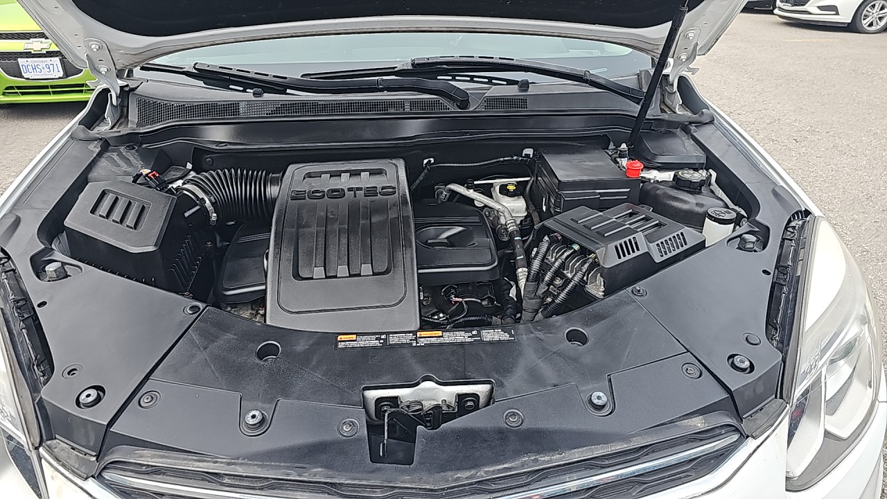 2017-Chevy Equinox LT/Rear View Camera/Remote Start/Fog Lights/Alloy Wheels/Heated Seats/Power Seats/Bluetooth/ON Star/4Cylender. $12989