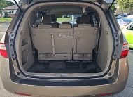 2013-Honda Odyssey/Rear View Camera/Power Seat/Alloy Wheels/8 Seats/Power Sliding Doors/Rear Air and Heat/Roof Wrack. $11989